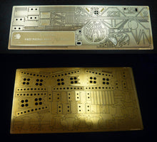 Load image into Gallery viewer, ARKMODEL 1/32 Perkasa Unassembled Plastic Model Kit RC Ship Boat Scale Model Vosper Fast Patrol Warship High-Speed Boats