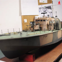 Load image into Gallery viewer, ARKMODEL 1/32 Perkasa Unassembled Plastic Model Kit RC Ship Boat Scale Model Vosper Fast Patrol Warship High-Speed Boats