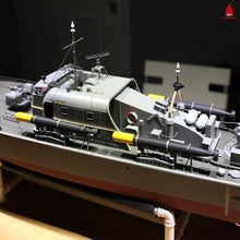 Load image into Gallery viewer, ARKMODEL 1/32 Perkasa Unassembled Plastic Model Kit RC Ship Boat Scale Model Vosper Fast Patrol Warship High-Speed Boats